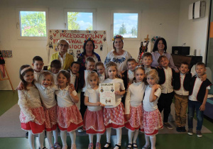 V Przedszkolny Festiwal Tańca Ludowego