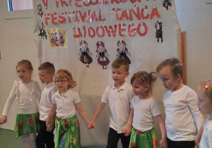 V Przedszkolny Festiwal Tańca Ludowego