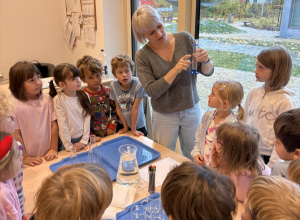 Zabawy badawcze z wodą