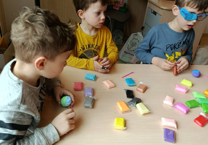 Warsztaty "Kolorowe pisanki"