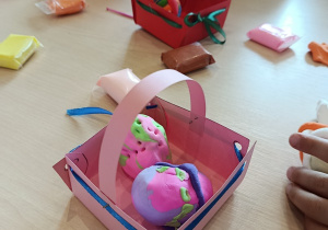 Warsztaty "Kolorowe pisanki"