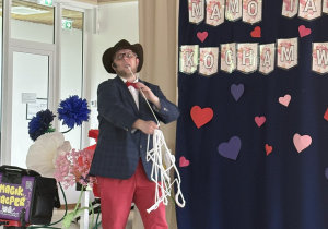 Magiczny Dzień Dziecka – pokaz iluzjonisty